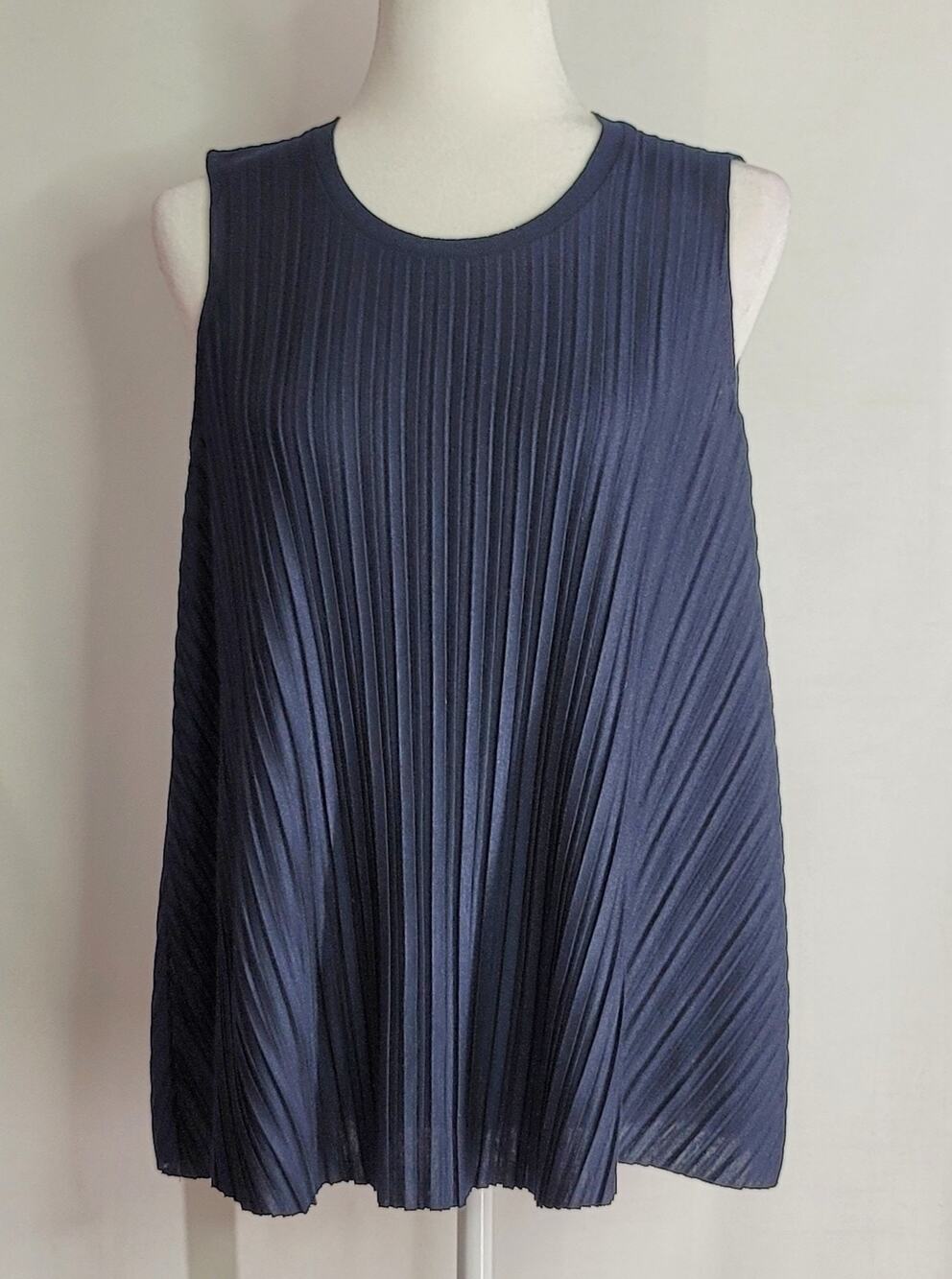 Navy Blue PHILOSOPHY Soft Pleated Flowy Oversized Sleeveless Top Size S